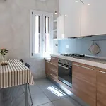 Amelia E Corrado شقة